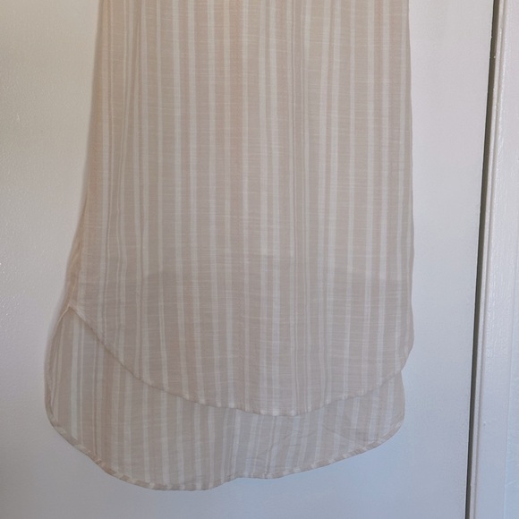 Anthropologie Cloth & Stone Bow Tied
Chambray Tunic Dress striped - Picture 7 of 11